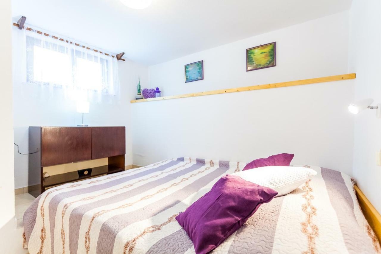Apartments Dajna ヴェラ・ルカ エクステリア 写真